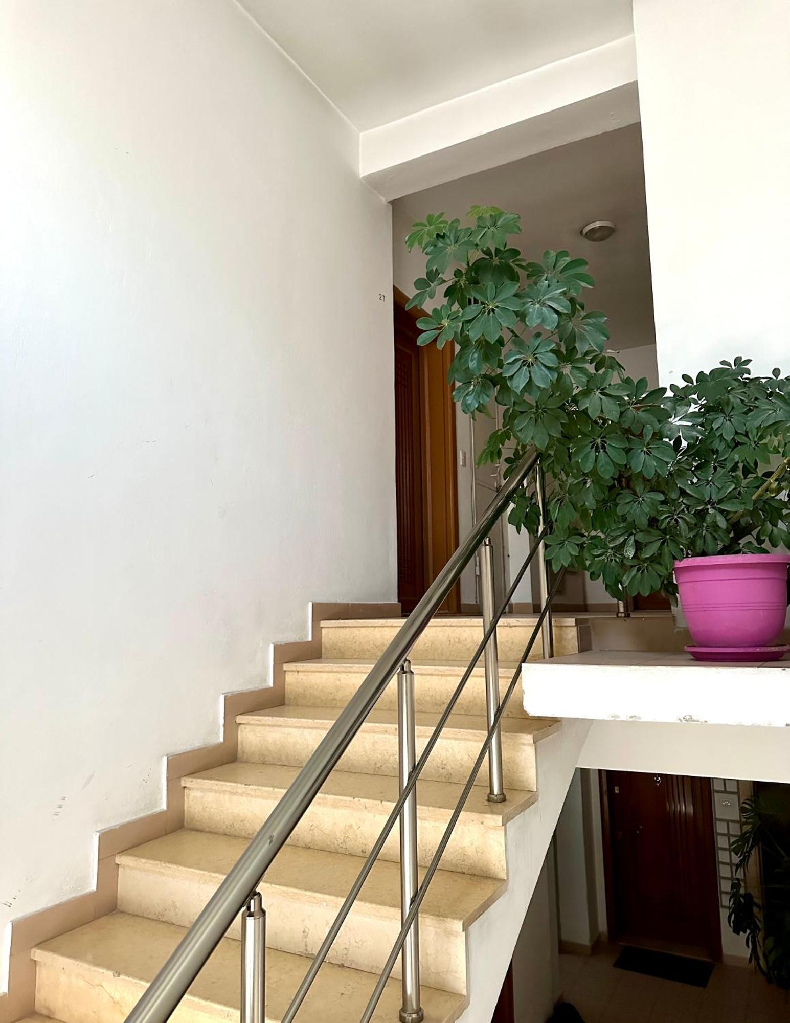 Skyview Oasis Premium Apartment Tirana Exterior photo