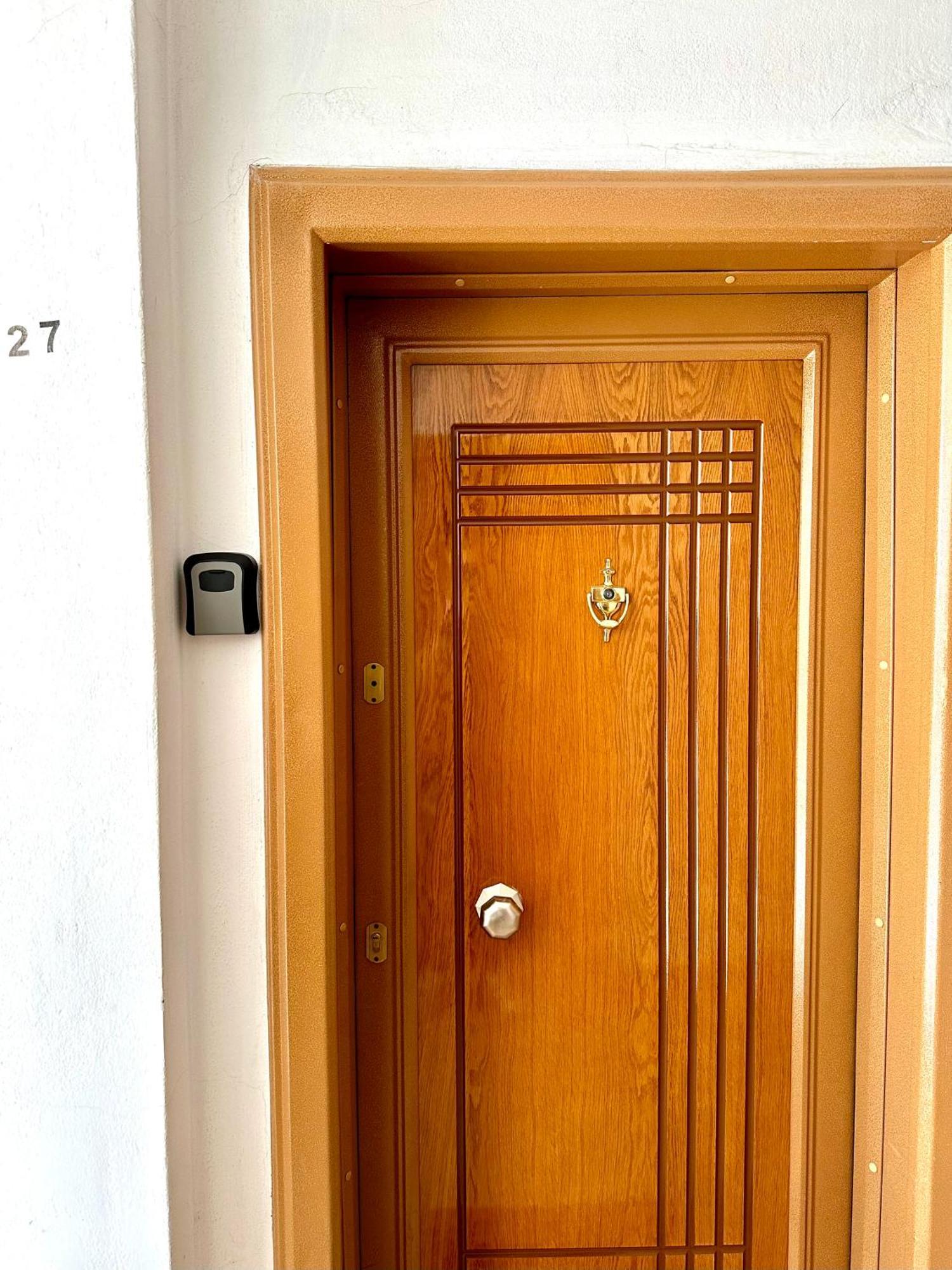 Skyview Oasis Premium Apartment Tirana Exterior photo